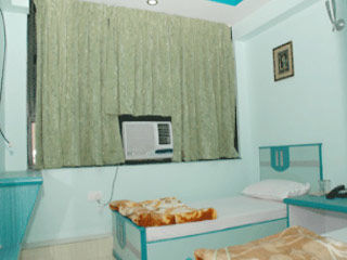 Hotel Liberty Ahmedabad Exterior foto
